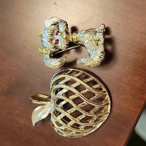 Gerry's vintage brooches